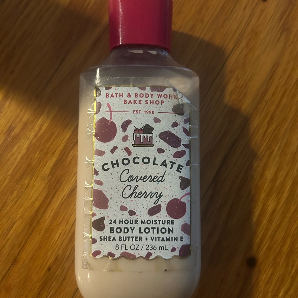 Bath & Body Works Chocolate Covered Cherry Body Lotion